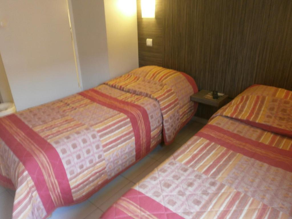 Fasthotel Toulon Cuers Luaran gambar