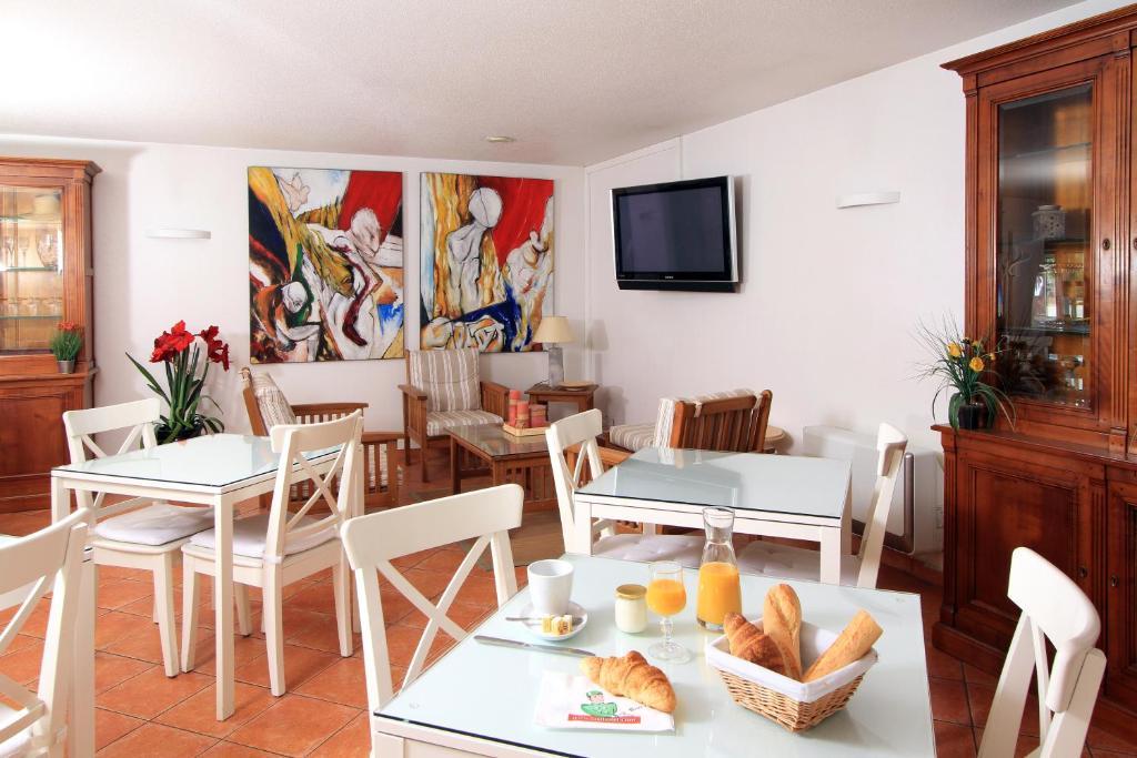 Fasthotel Toulon Cuers Luaran gambar